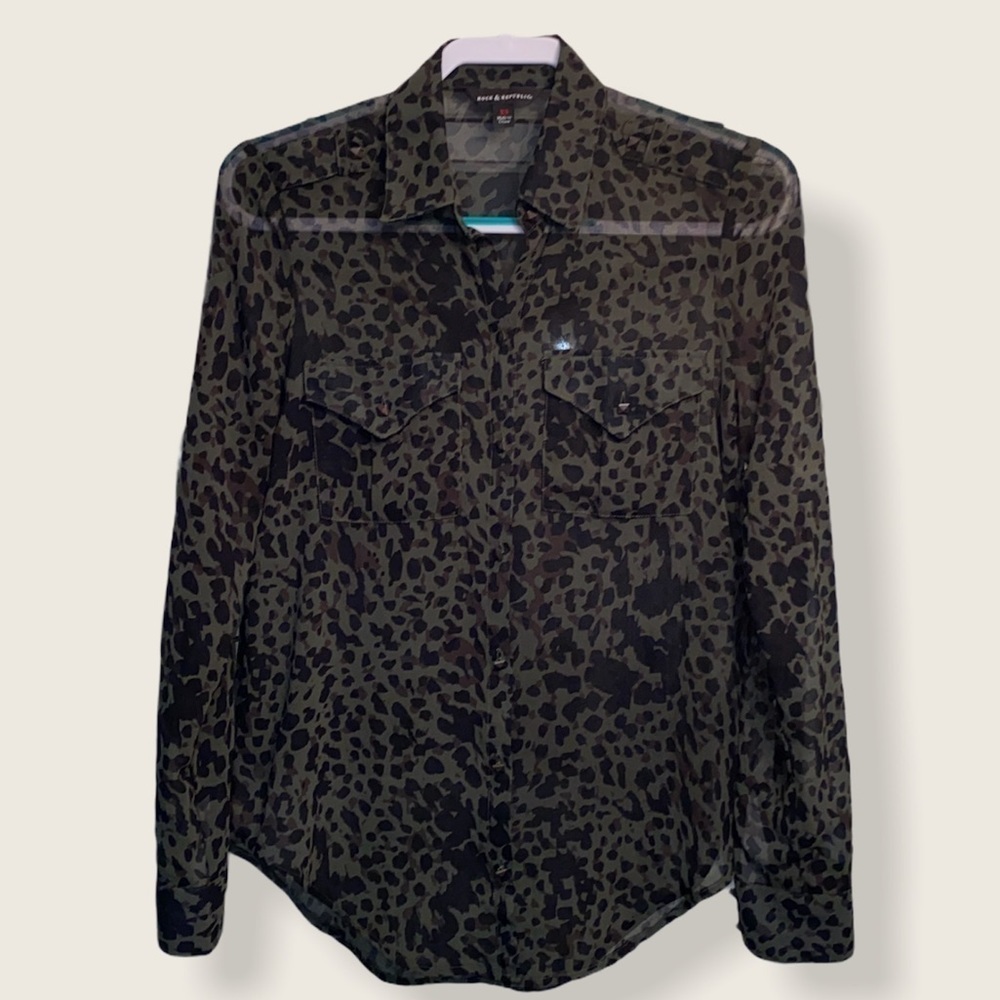 Rock and Republic blouse animal print camo colors button down Size X-Small